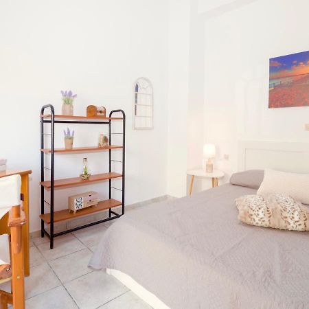 Fam Central Apt Heraklion  Ngoại thất bức ảnh