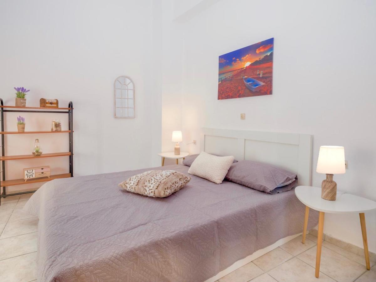 Fam Central Apt Heraklion  Ngoại thất bức ảnh