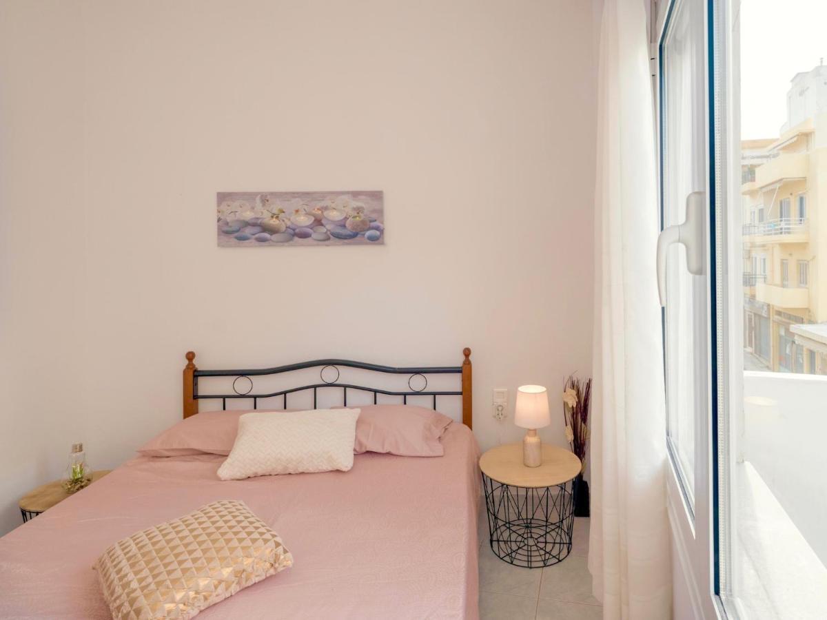 Fam Central Apt Heraklion  Ngoại thất bức ảnh