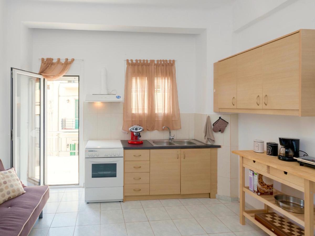 Fam Central Apt Heraklion  Ngoại thất bức ảnh